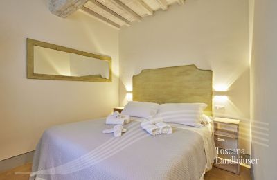 Dom na wsi na sprzedaż Cortona, Toskania, RIF 2986 Schlafzimmer 2