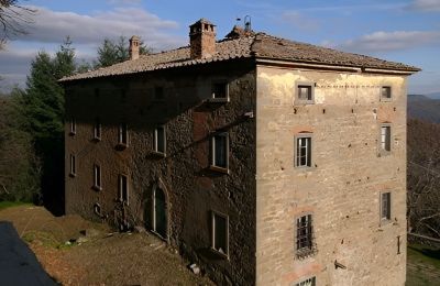 Pałac na sprzedaż San Leo Bastia, Palazzo Vaiano, Umbria, Widok zewnętrzny