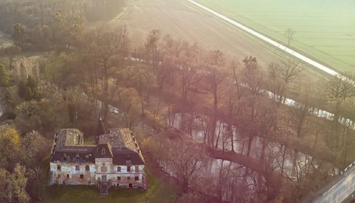 Pałac na sprzedaż Komorowice, województwo dolnośląskie,  Polska