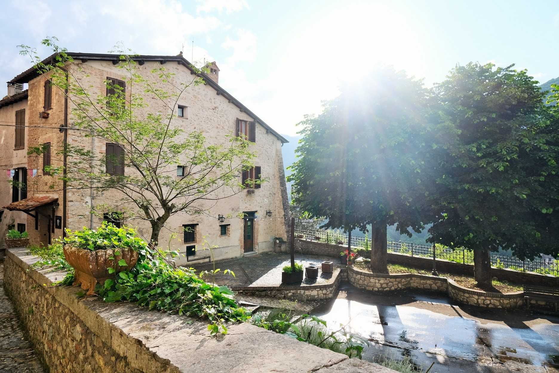 Zdjęcia Zabytkowy dom w prowincji Rieti