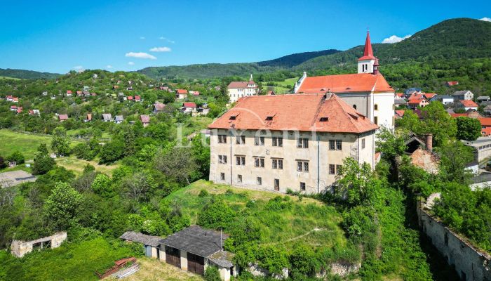 Pałac na sprzedaż Žitenice, Ústecký kraj,  Czechy