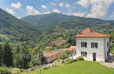 Zabytkowa willa na sprzedaż Dizzasco, Lombardia, Widok