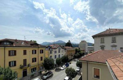 Mieszkanie w pałacu na sprzedaż Luino, Lombardia, Widok