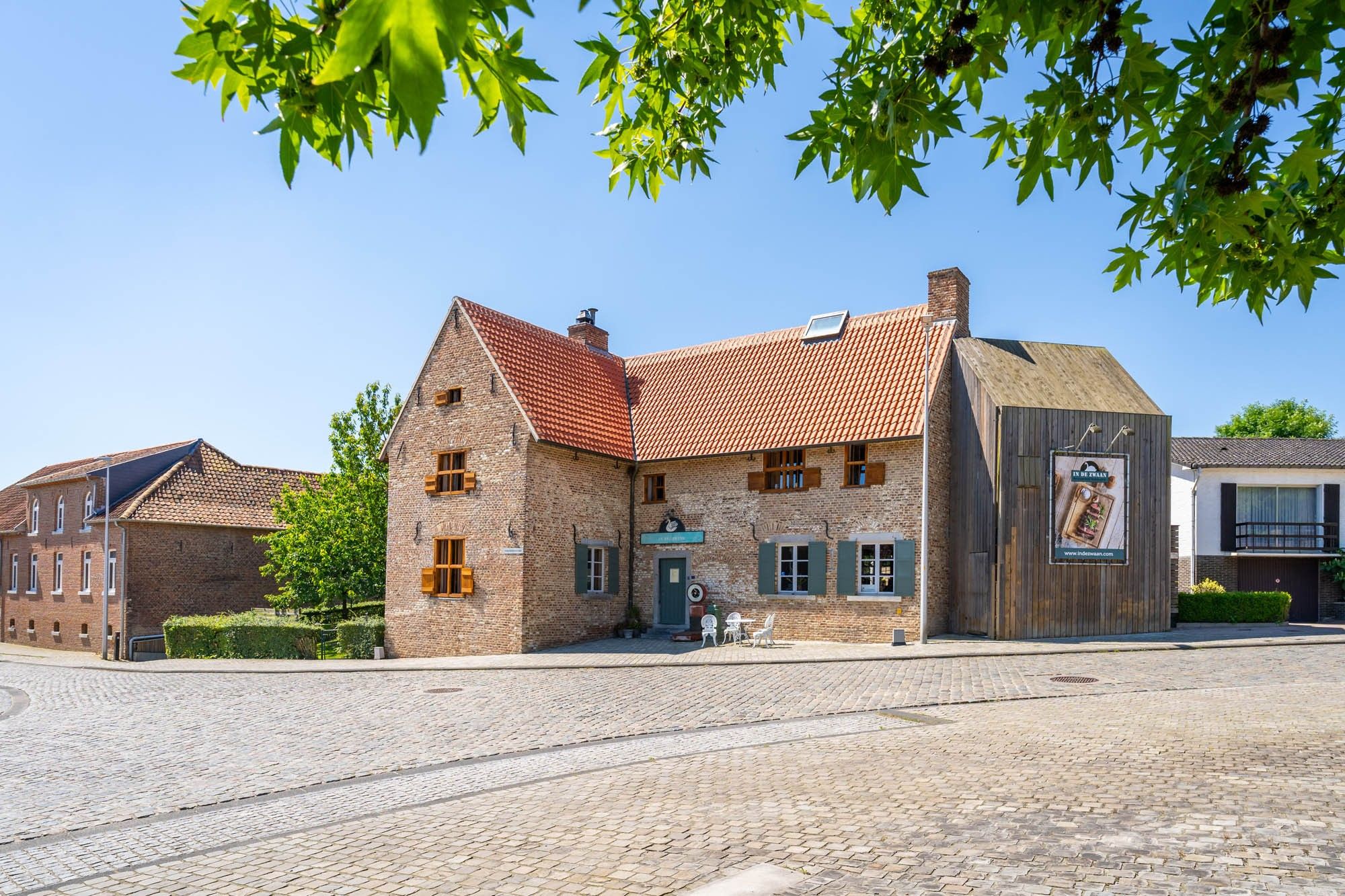 Zdjęcia Historyczny zajazd w pobliżu Sint-Truiden