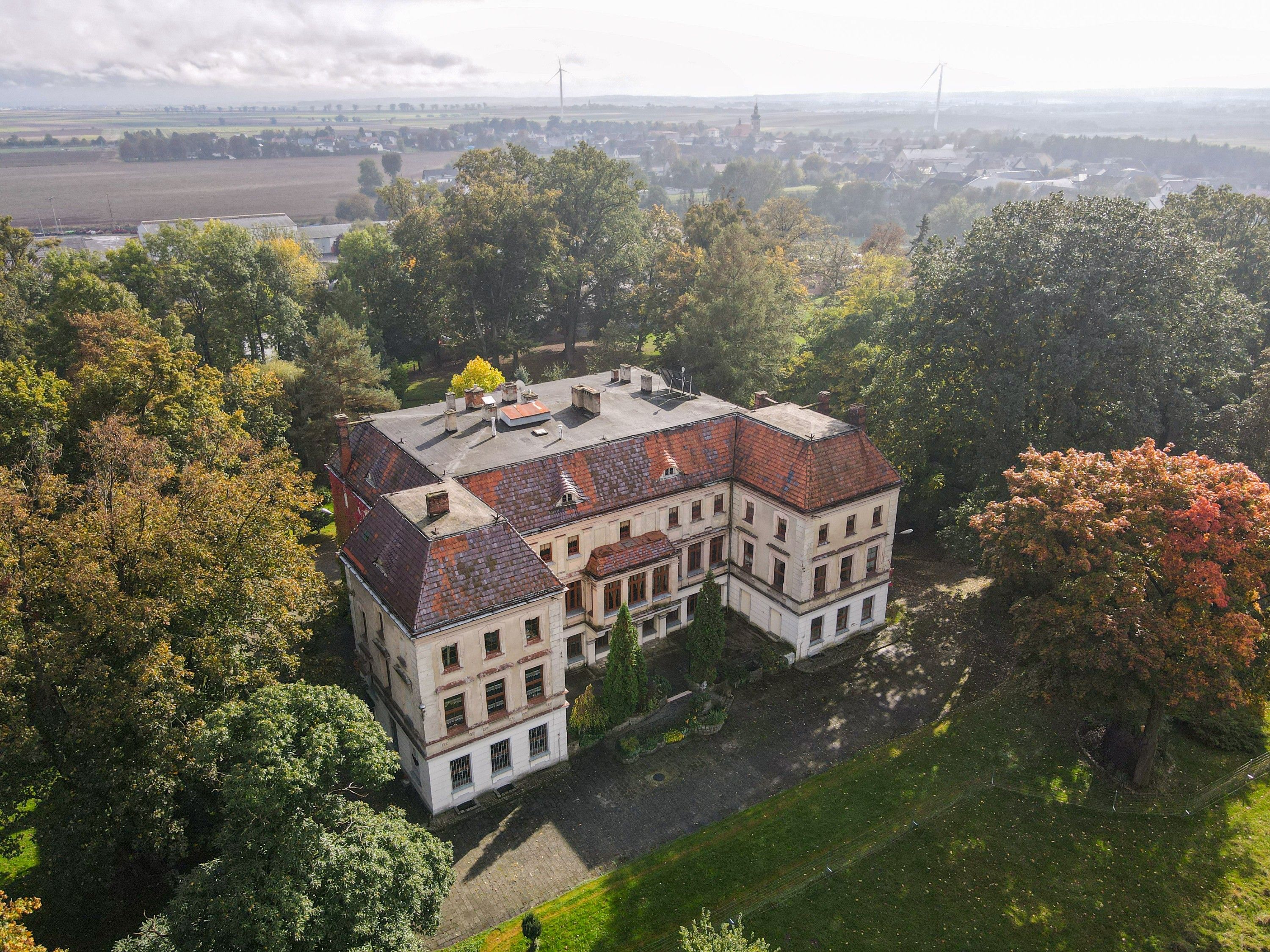 Zdjęcia Majestatyczny Pałac w Wojnowicach