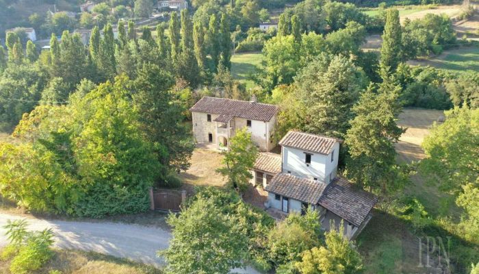 Zabytkowa nieruchomość na sprzedaż 06014 Montone, Umbria,  Włochy