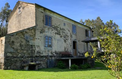 Dom wiejski na sprzedaż Moeche, Sta Cruz de Moeche, Galicja, Fachada trasera