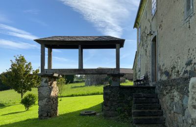 Dom wiejski na sprzedaż Moeche, Sta Cruz de Moeche, Galicja, Hórreo