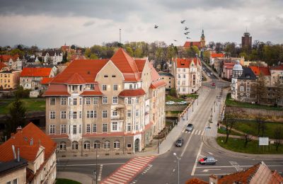 Zabytkowa willa na sprzedaż Dzierżoniów, Henryka Sienkiewicza 4, województwo dolnośląskie, Zdjęcie Drona