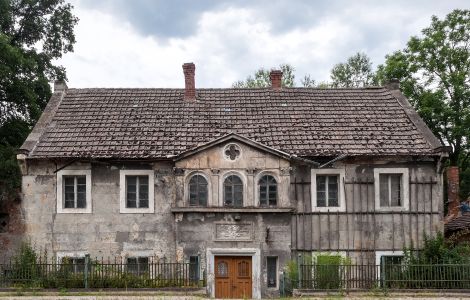  - Zabytkowy dom mieszkalny na pograniczu polsko-niemieckim