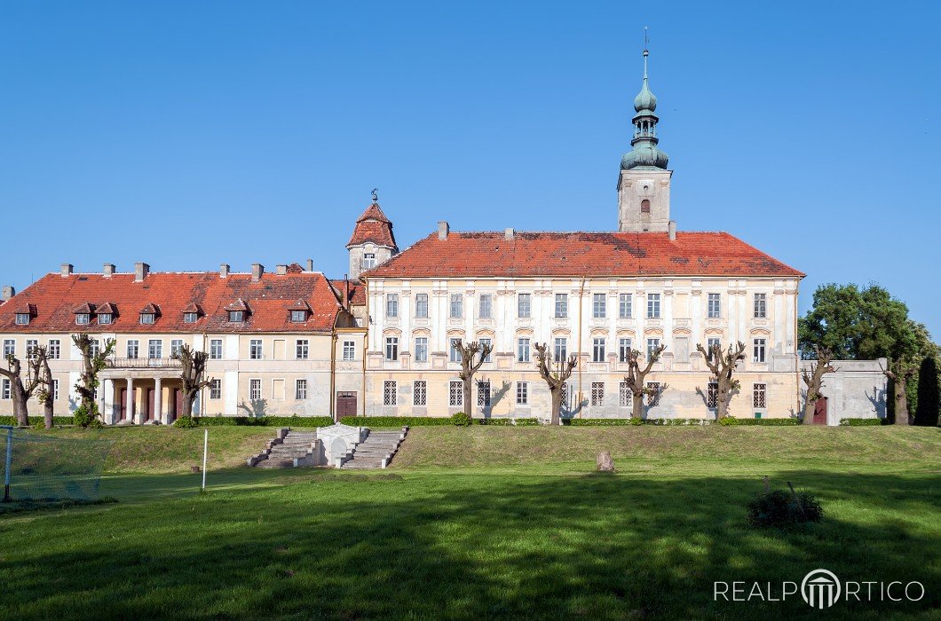 Pałac w Oleśnicy Małej, Oleśnica Mała