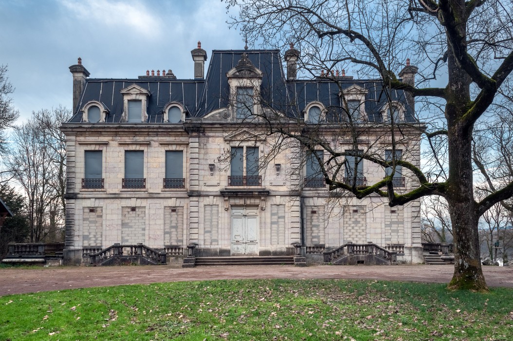 Wie ein Spukschloss: Herrenhaus im Burgund, Crissey