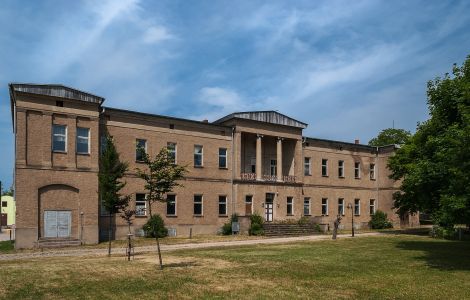 /pp/cc_by_nc/thumb-deutschland-mecklenburg-vorpommern-mollenstorf-herrenhaus.jpg