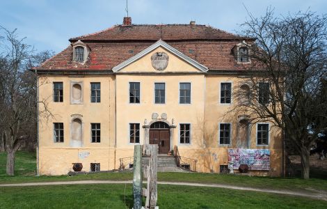 /pp/cc_by_nc/thumb-deutschland-sachsen-radibor-schloss.jpg