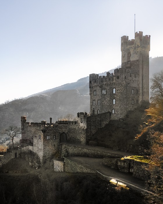 Zamki nad Renem: Sooneck, Bingen