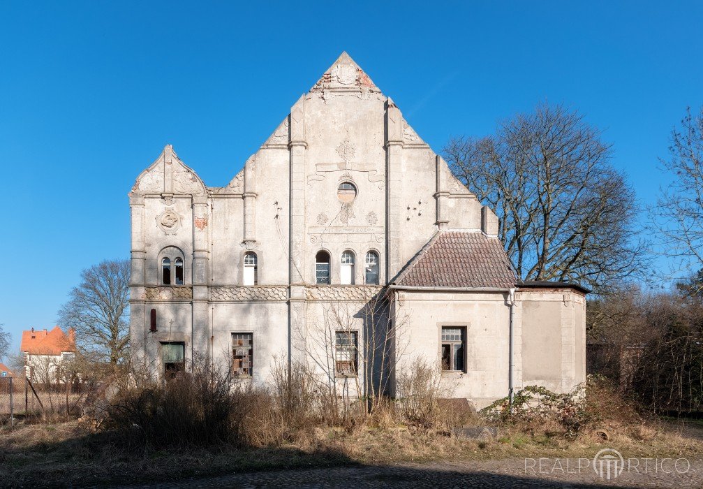 Dwór w Neukirchen, Neukirchen (Altmark)