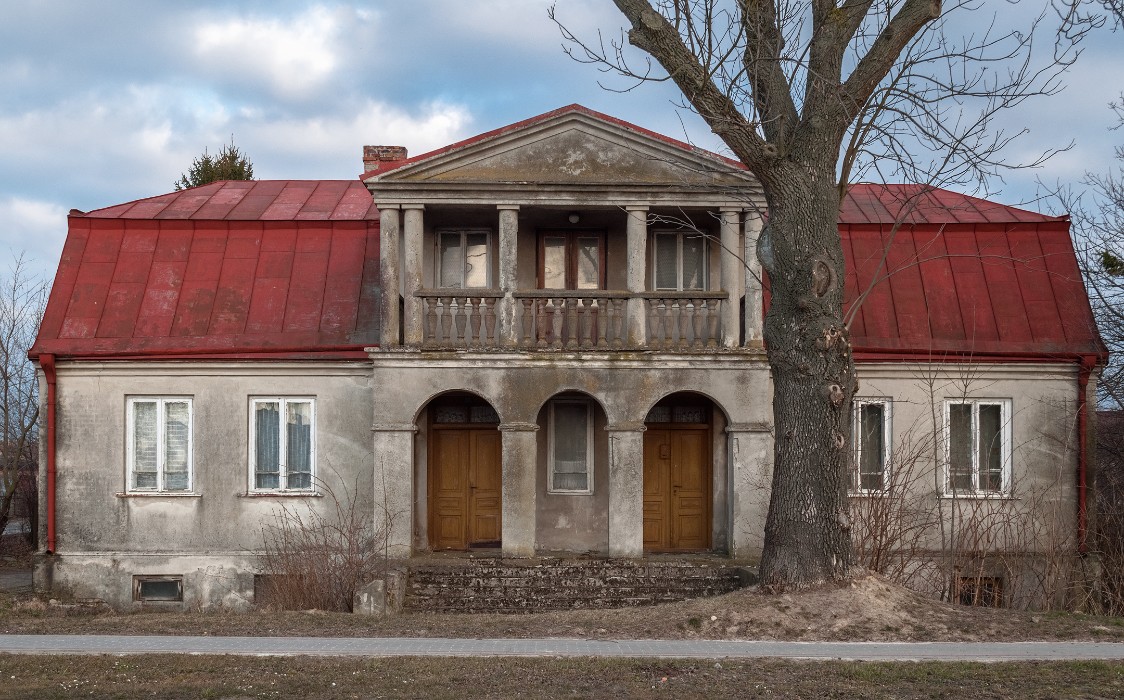 Dwór albo Dworek?, Hrubieszów