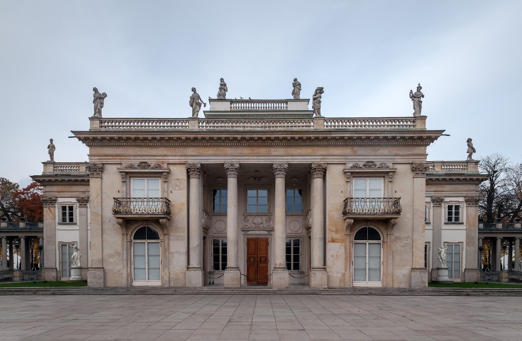 Pałac na Wodzie w Warszawie, Warszawa