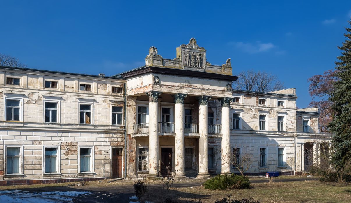 Pałac w Głuchowie, zdjęcie 2010