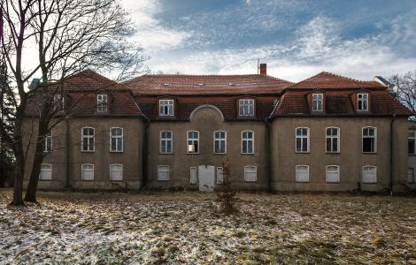 /pp/cc_by_nc_sa/thumb-deutschland-mecklenburg-vorpommern-ducherow-herrenhaus.jpg