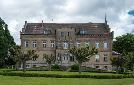 /pp/public_domain/thumb-deutschland-mecklenburg-vorpommern-wrangelsburg-herrenhaus.jpg